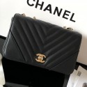 Chanel Chevron Smooth Calfskin Small Flap Bag A91586 Black 2019 Collection CE01558