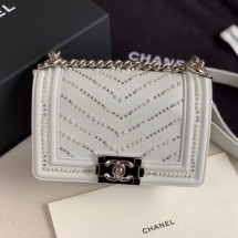 Chanel Pearl Chevron Calfskin Small Boy Flap Bag A67085 White/Silver 2020 Collection CE00991